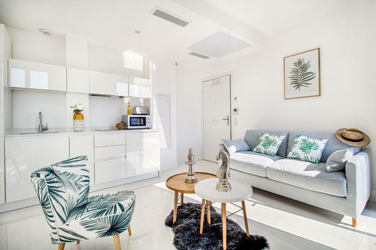 Appartamento New ! Sea View Design + Balcony 203 Villefranche-sur-Mer Esterno foto