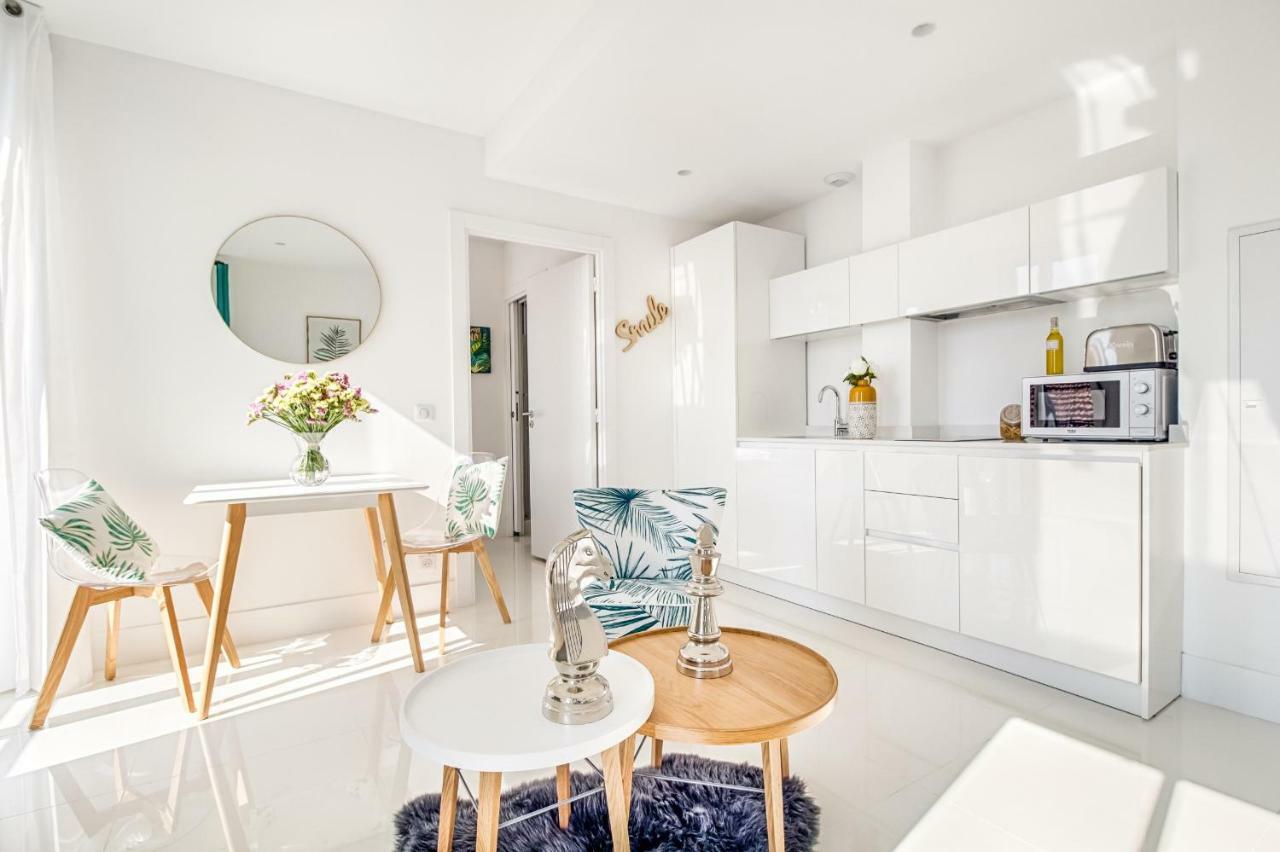 Appartamento New ! Sea View Design + Balcony 203 Villefranche-sur-Mer Esterno foto