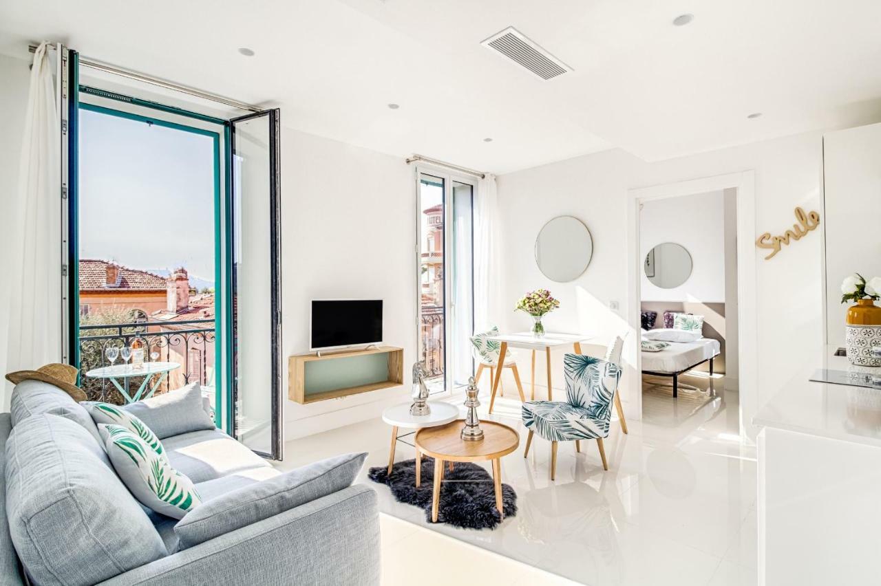 Appartamento New ! Sea View Design + Balcony 203 Villefranche-sur-Mer Esterno foto